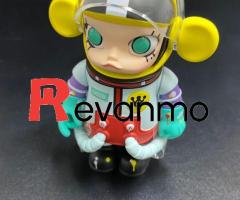 LITTLE PAINTER Pop Mart MEGA COLLECTION 100% SPACE MOLLY
